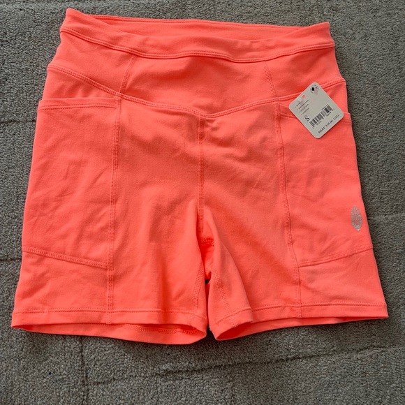 Free People Pants - NWT $60 Free People Movement Shorts Sz S